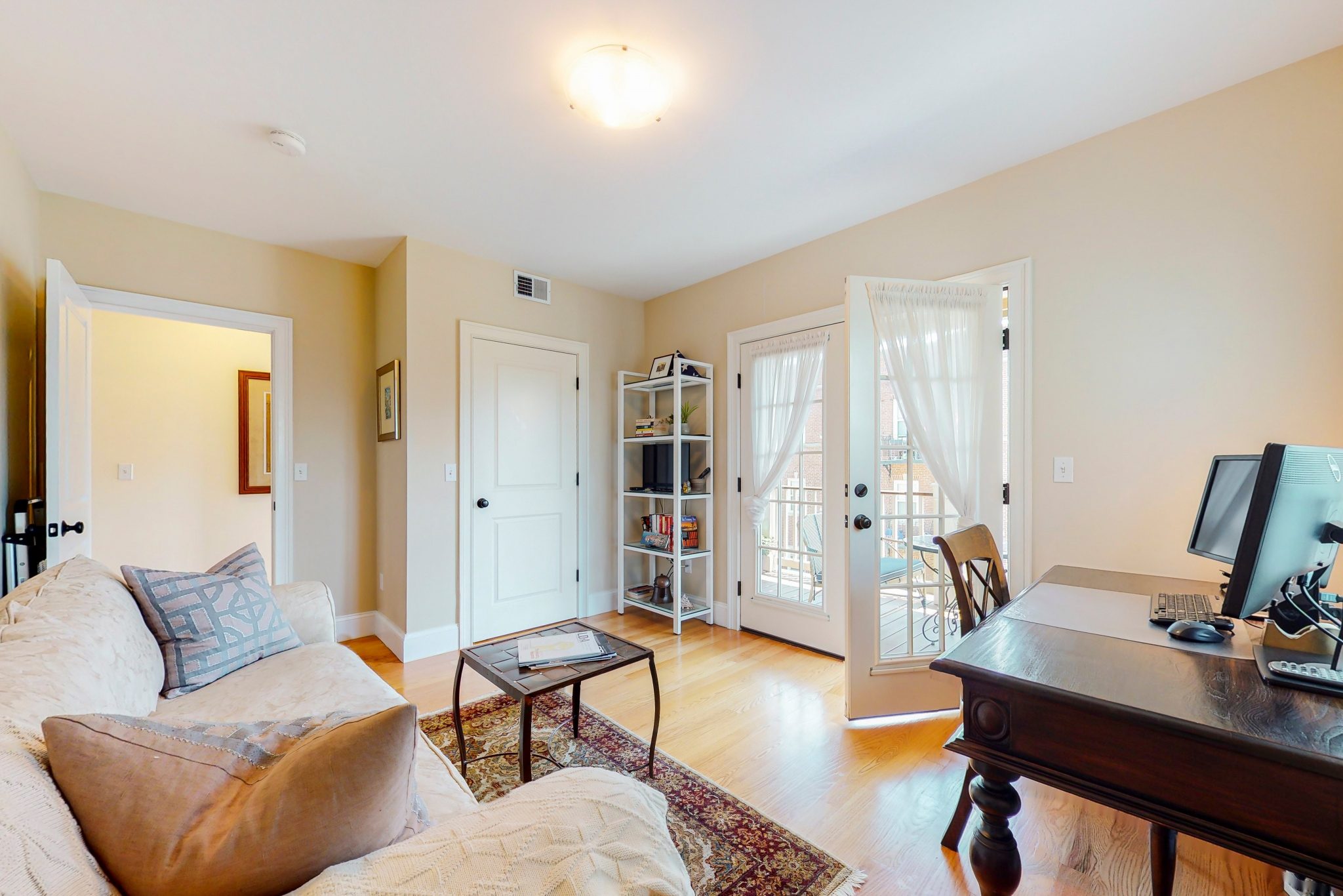 0323509113 Benton Road Unit 2_9001658 » Bonny Lamb